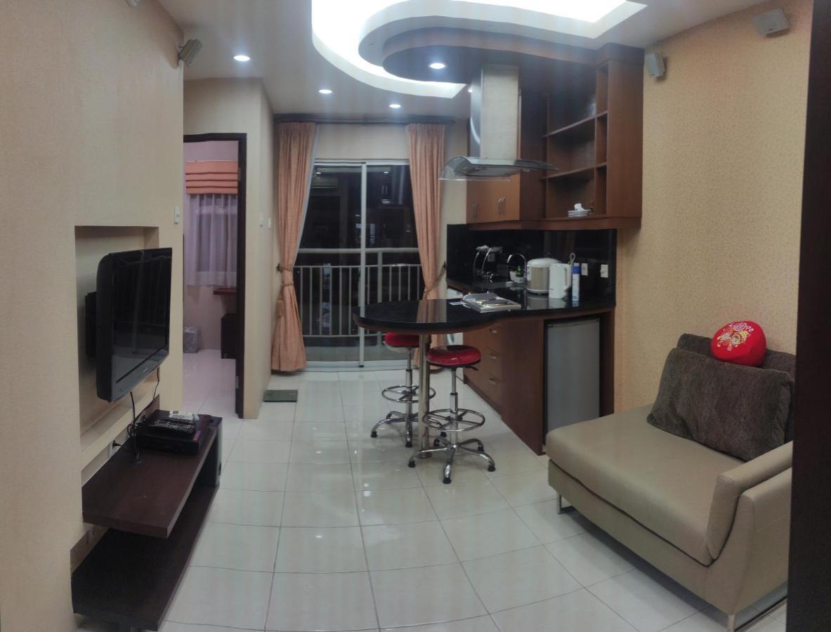 Ferienwohnung Classy! 2Br Medit2 & Gm West Jakarta Exterior foto