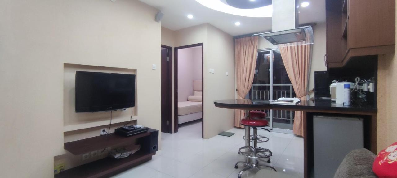 Ferienwohnung Classy! 2Br Medit2 & Gm West Jakarta Exterior foto